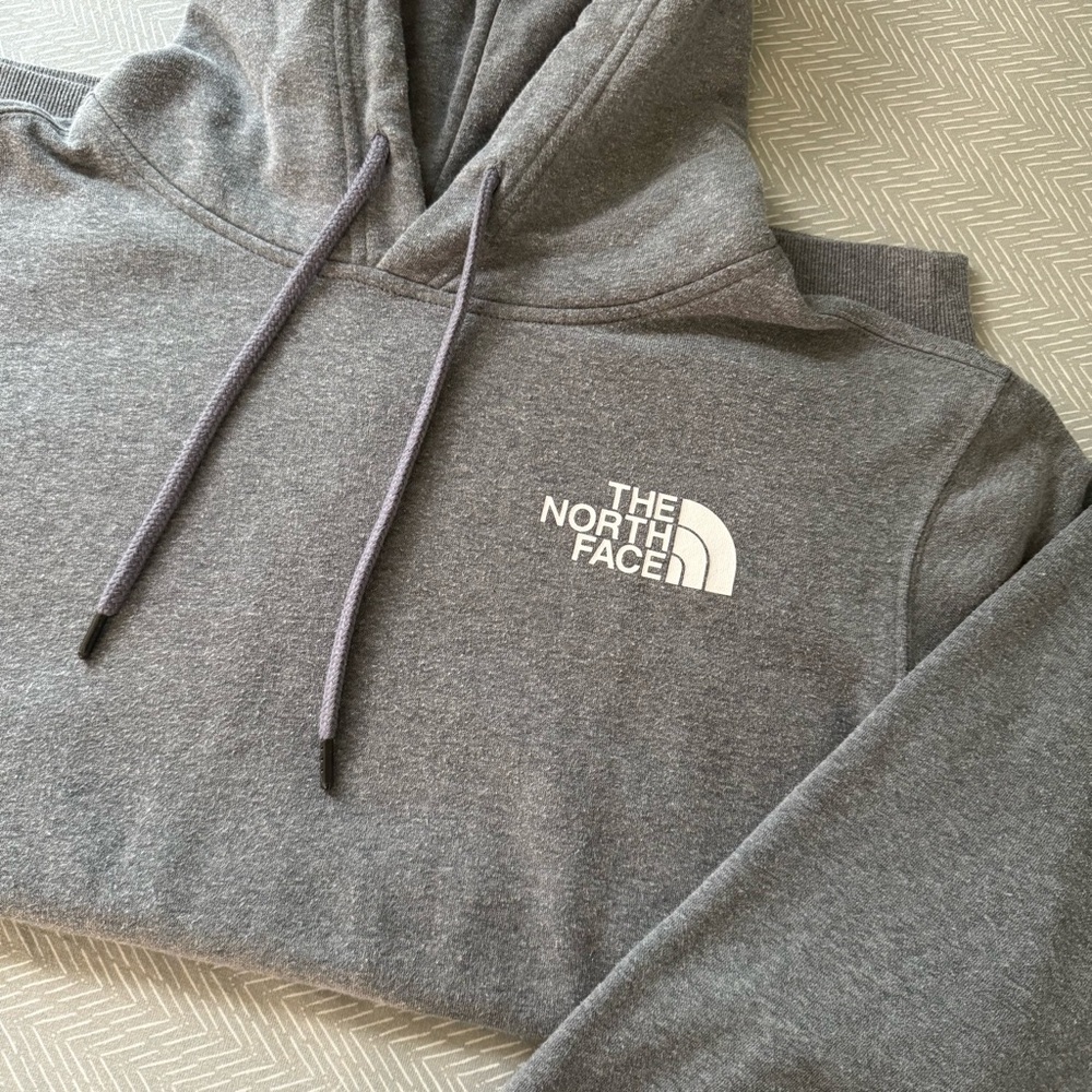The North Face Heather Gray Pullover Hoodie